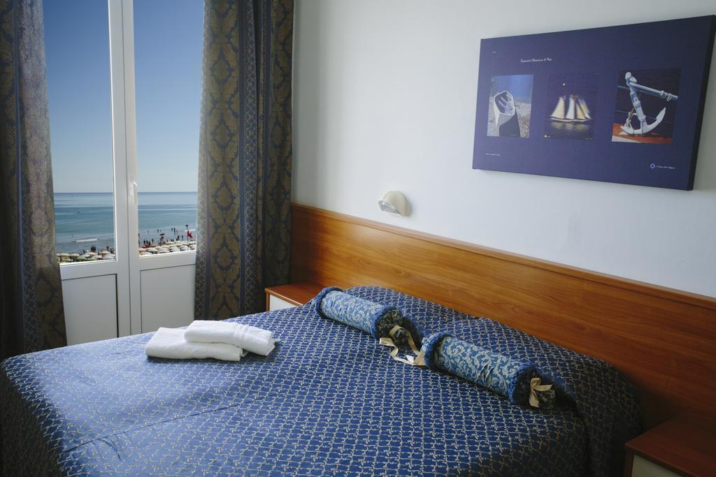 Hotel Paradiso